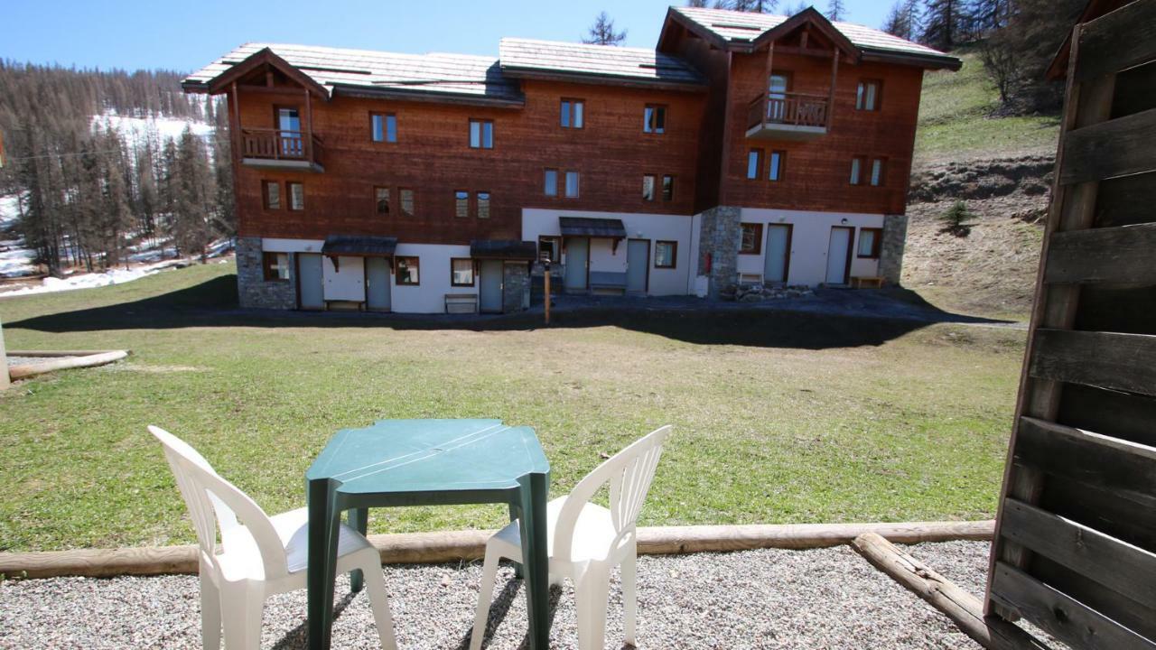 Les Chalets Du Parc Aux Etoiles - Cimes Et Neige Apartment Пюи-Сен-Венсан Стая снимка